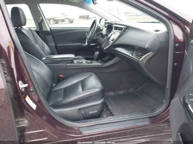 Toyota Avalon Xle Image 12