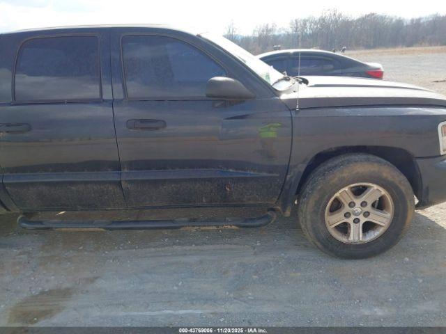 Dodge Dakota Image 7