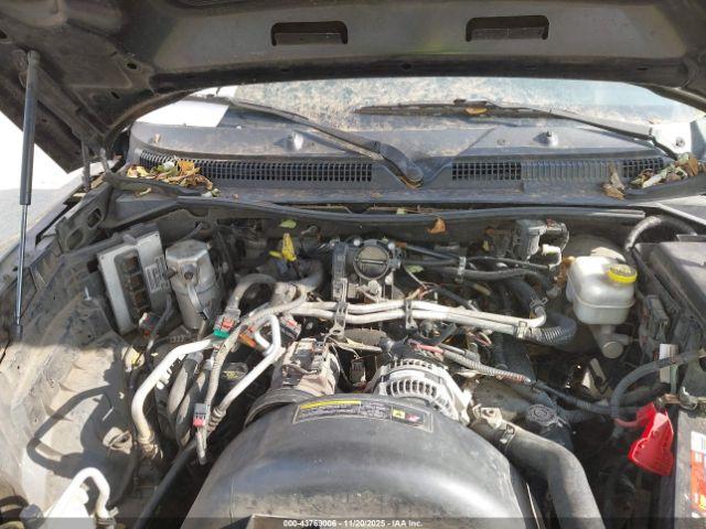 Dodge Dakota Image 8