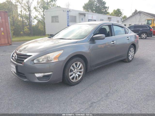 Nissan Altima Image 7
