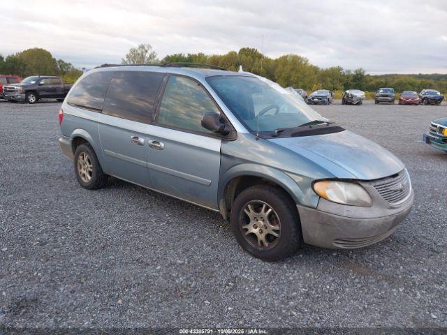  Salvage Chrysler Town & Country